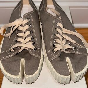Maison Margiela Gray Tabi Canvas Sneakers